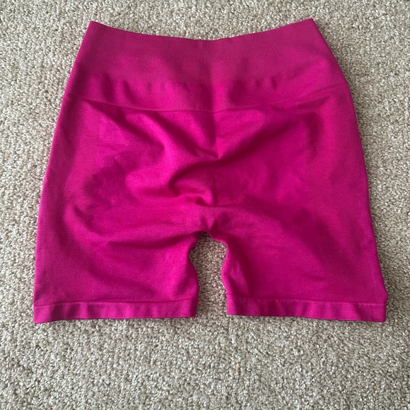 Alphalete Women's Fuchsia Bike Shorts - Picture 2 of 3